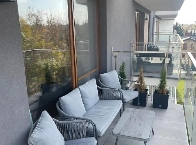 Grey W Czeladzi, Fv, 8km Do Katowic שלאדז'